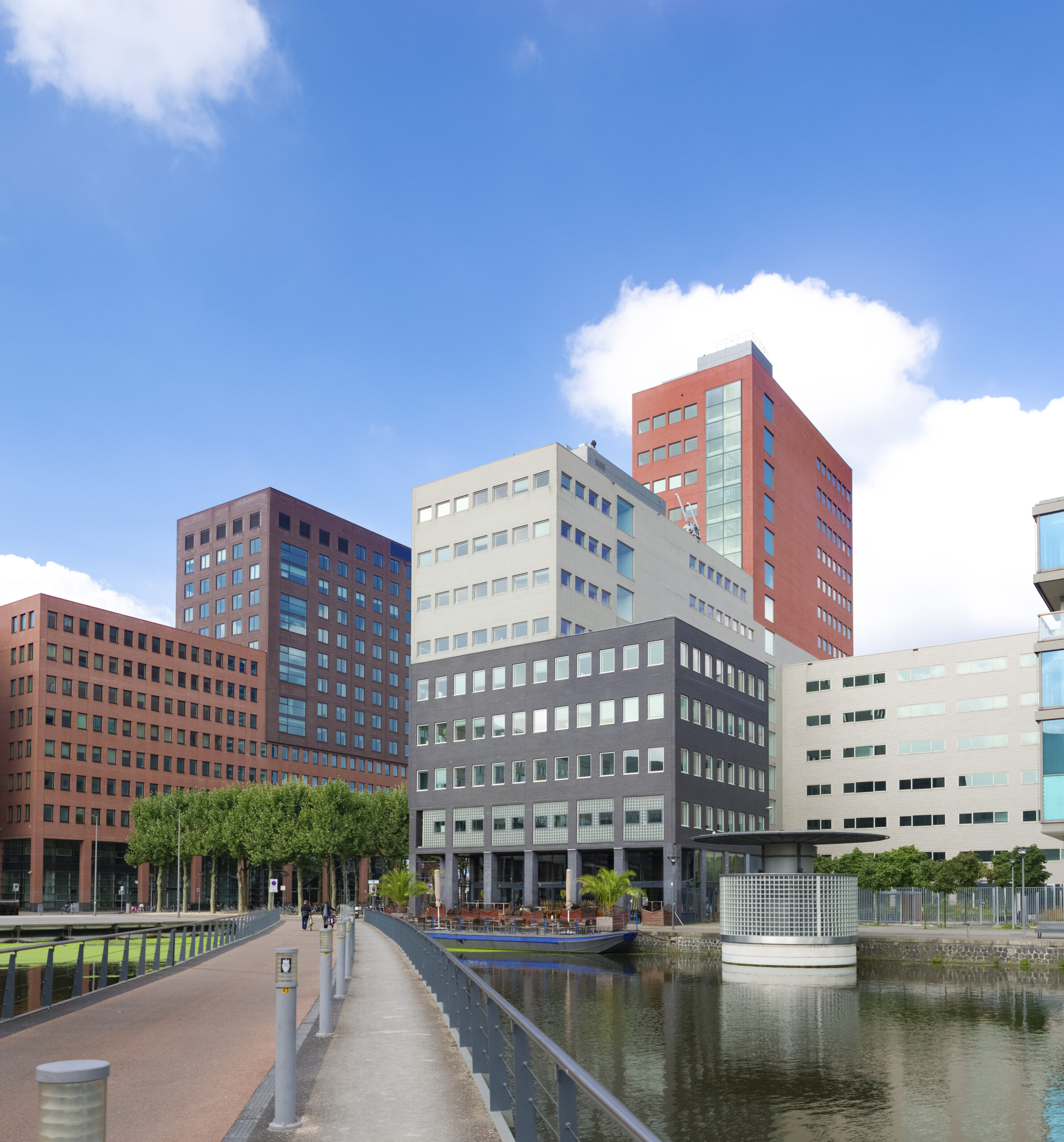 Moderne kantoorpanden in Den Haag, Nederland