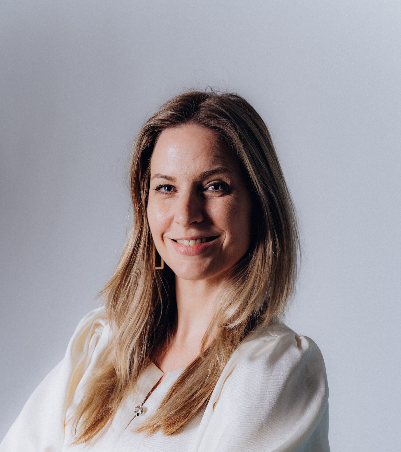 Karlijn, HR-adviseur bij Midglas